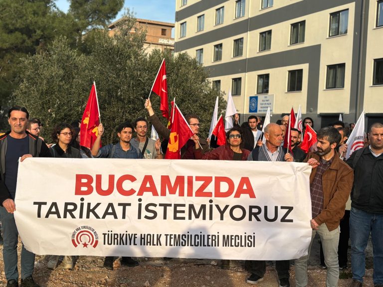 İZMİR BUCA AYAKTA: BUCAMIZDA TARİKAT İSTEMİYORUZ